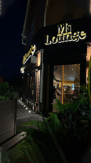 mi-lounge-food-iamge rounded-4